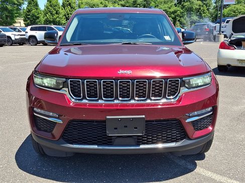 Used 2023 Jeep Grand Cherokee Limited AWD/4WD image 8