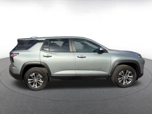 Used 2025 Chevrolet Equinox LT image 16