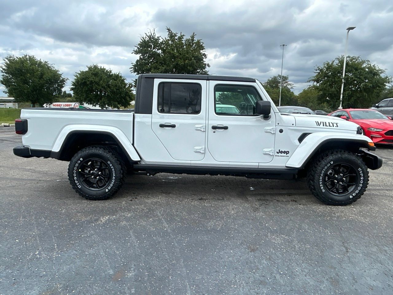 New 2027 Jeep Gladiator Sport AWD/4WD image 2