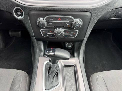 Used 2023 Dodge Charger SXT RWD image 21
