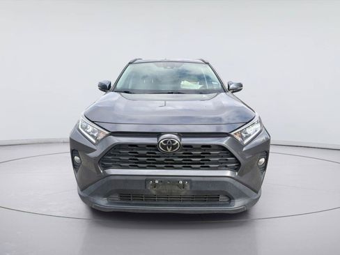 Used 2021 Toyota RAV4 XLE FWD image 10