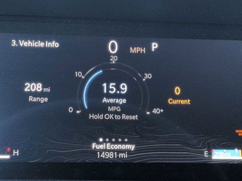 Used 2024 Jeep Grand Cherokee Overland w/ Luxury Tech Group IV image 34