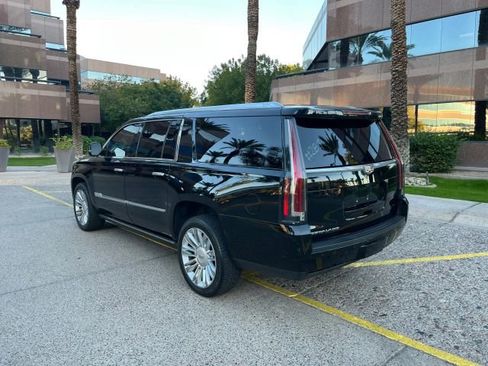 Used 2017 Cadillac Escalade ESV Platinum image 7