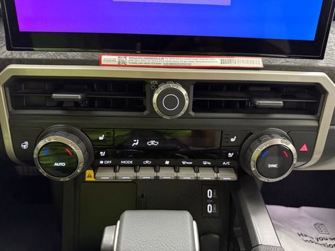 New 2026 Toyota Tacoma Limited AWD/4WD image 20