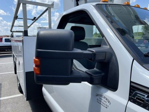 Used 2011 Ford F450 XL w/ PWR Equipment Group image 27