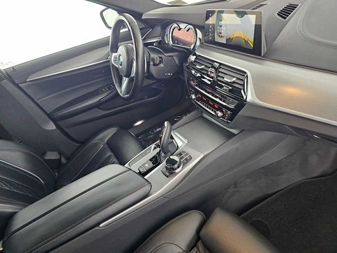 Used 2018 BMW M550i xDrive AWD/4WD image 11