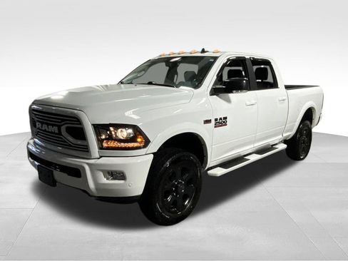 Used 2018 RAM 2500 Laramie w/ Sport Appearance Group AWD/4WD image 4