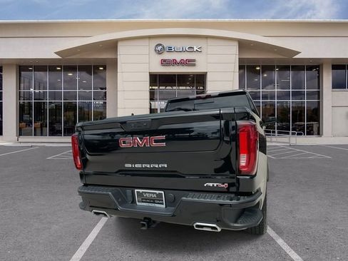 Used 2023 GMC Sierra 1500 AT4 w/ Technology Package AWD/4WD image 13
