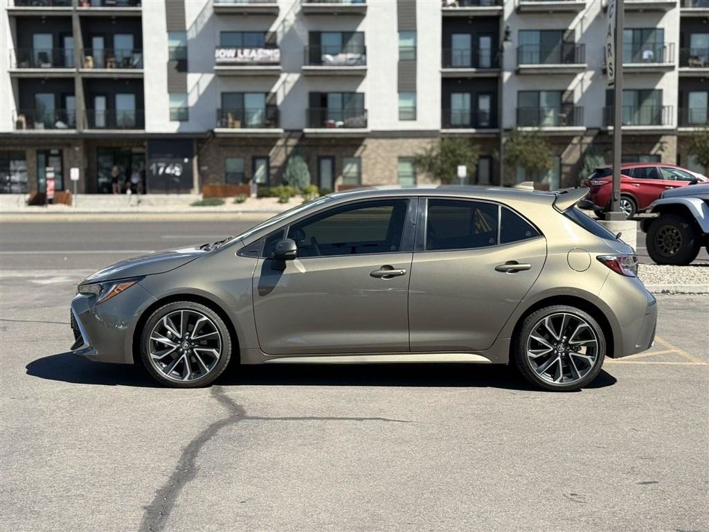 Used 2019 Toyota Corolla XSE FWD image 4