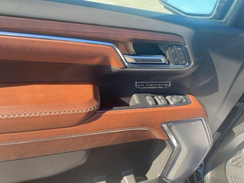 Used 2023 GMC Sierra 1500 Denali Ultimate image 18