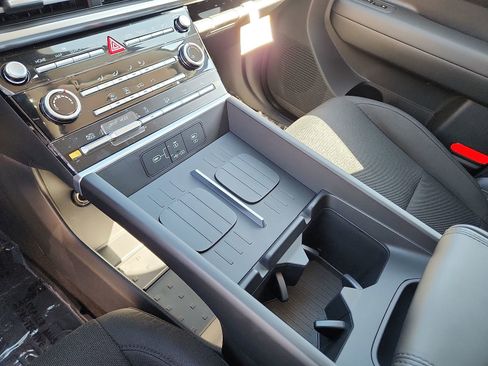 New 2026 Hyundai Santa Fe SE image 18