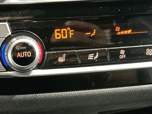 Used 2021 BMW X3 xDrive30i w/ Convenience Package image 20