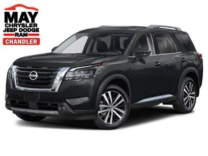 Used 2024 Nissan Pathfinder Platinum w/ Cargo Package