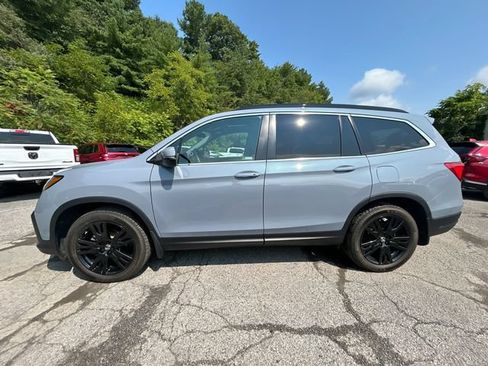 Used 2022 Honda Pilot Special Edition image 2