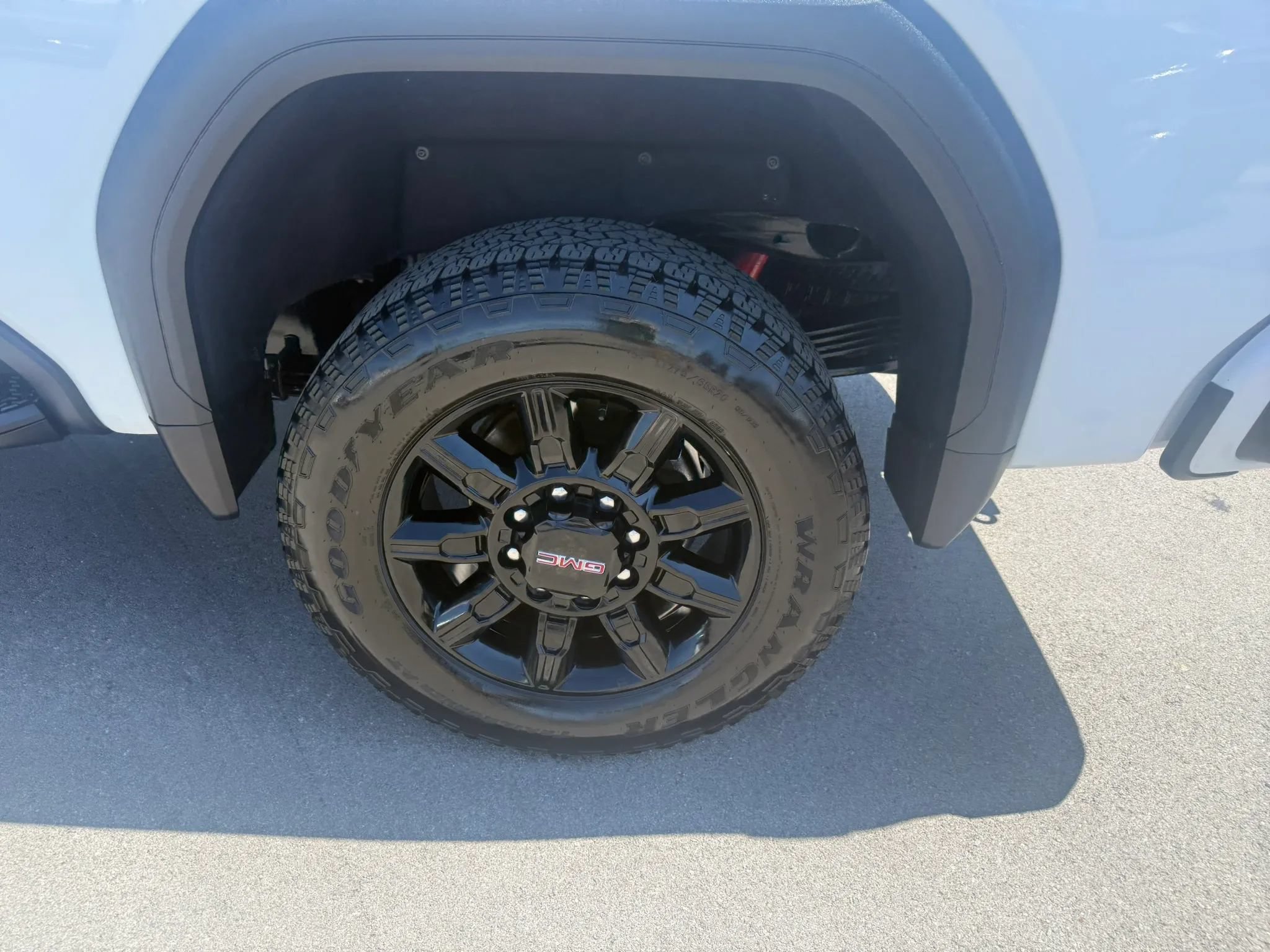 Used 2025 GMC Sierra 2500 AT4 AWD/4WD image 21