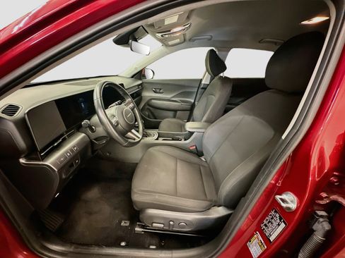 Used 2025 Hyundai Kona SEL AWD/4WD image 13