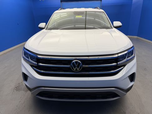 Certified 2023 Volkswagen Atlas SE AWD/4WD image 3