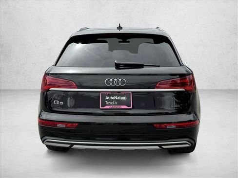 Used 2021 Audi Q5 Prestige w/ Prestige Package AWD/4WD image 6