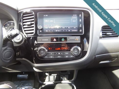 Used 2019 Mitsubishi Outlander SEL image 27