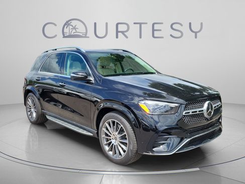 Certified 2026 Mercedes-Benz GLE 450 4MATIC image 4