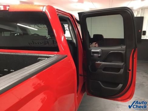 Used 2016 GMC Sierra 1500 SLE w/ SLE Value Package image 33