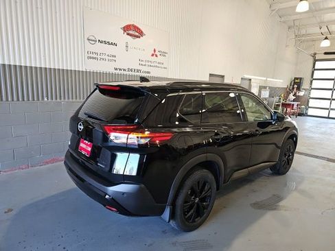Certified 2023 Nissan Rogue SV w/ SV Premium B Package image 3