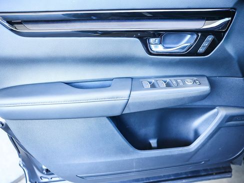 Certified 2025 Honda CR-V EX-L image 29