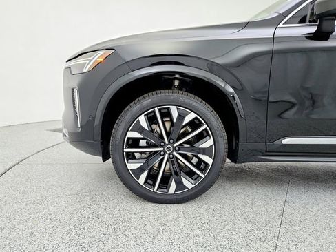 New 2026 Volvo XC90 B6 Ultra image 25