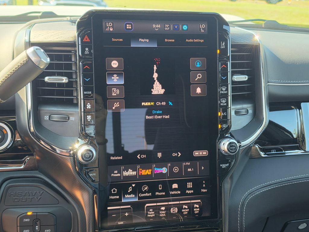 New 2027 RAM 2500 Limited AWD/4WD image 24
