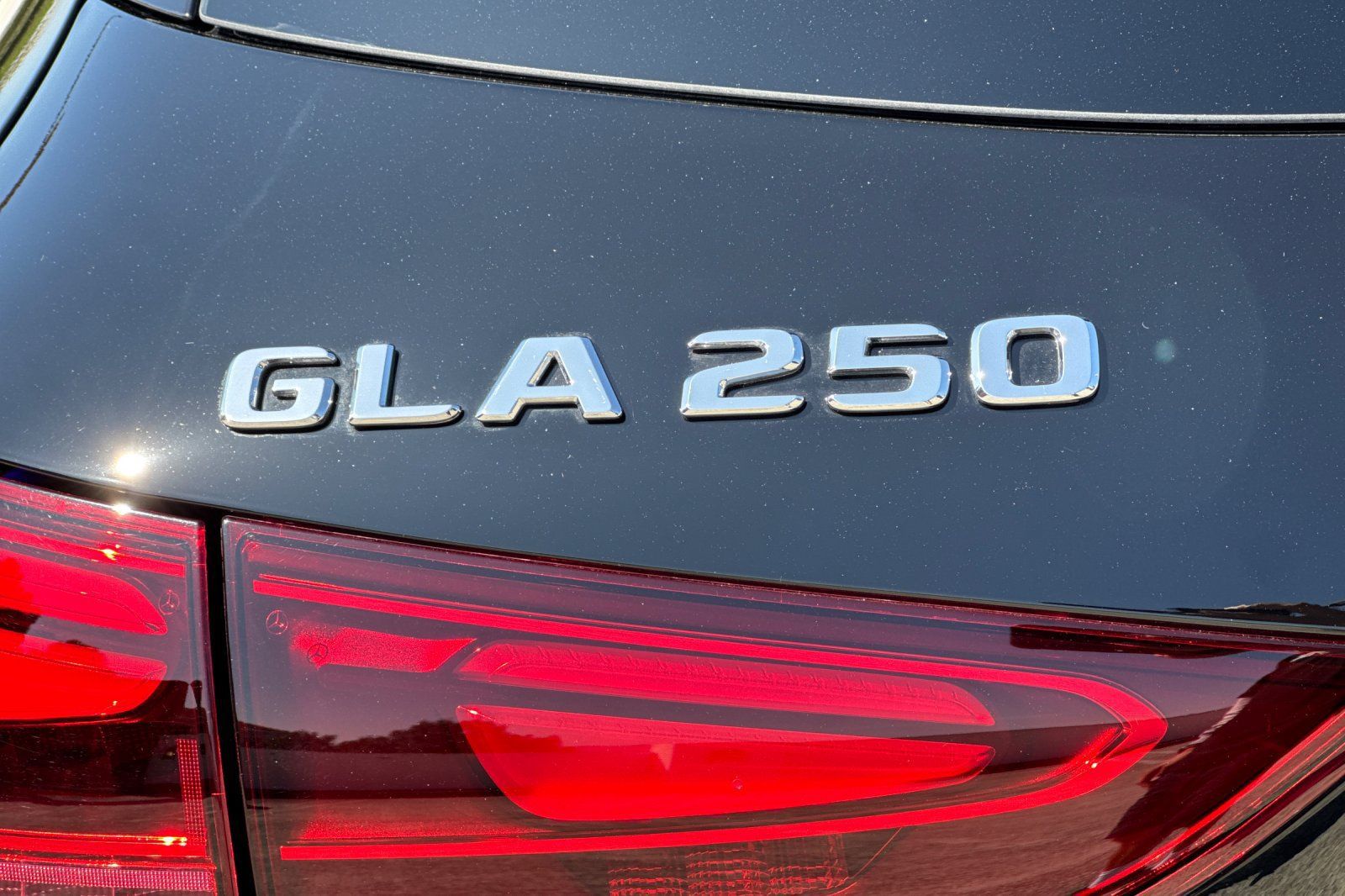 Used 2026 Mercedes-Benz GLA 250 4MATIC image 36