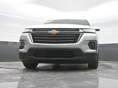 Used 2022 Chevrolet Traverse LT image 31