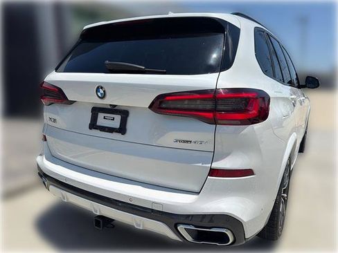 Used 2022 BMW X5 sDrive40i w/ M Sport Package RWD image 8