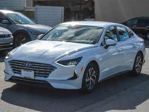 Used 2021 Hyundai Sonata Blue image 3