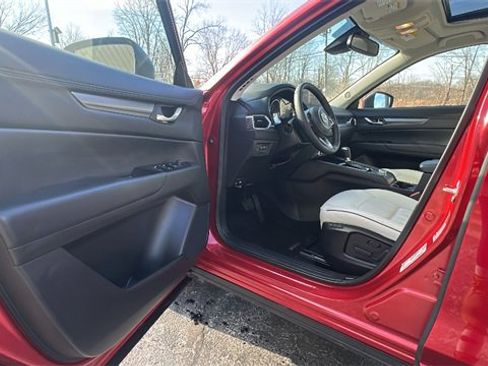 Used 2025 MAZDA CX-5 AWD 2.5 S w/ Preferred Package image 29