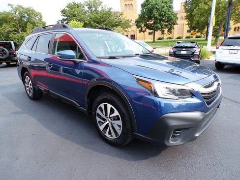 Used 2020 Subaru Outback Premium AWD/4WD image 7