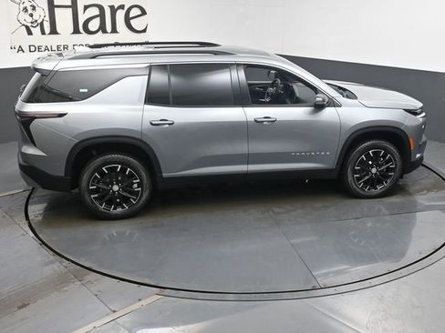 New 2026 Chevrolet Traverse LT image 18