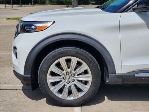 Used 2021 Ford Explorer Limited w/ Hybrid Equipment Group 310A AWD/4WD image 8