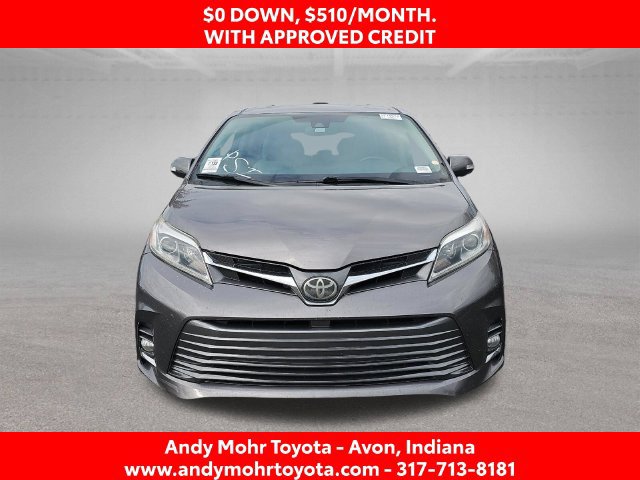 Used 2018 Toyota Sienna Limited FWD image 3