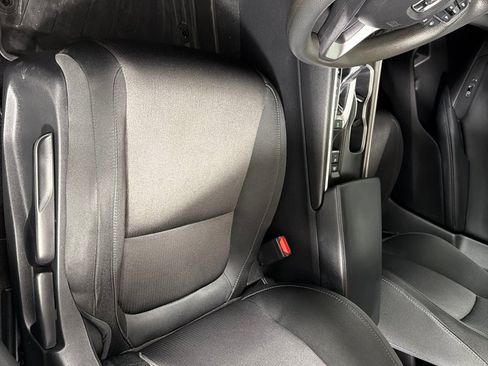 Used 2018 Honda Accord LX image 9