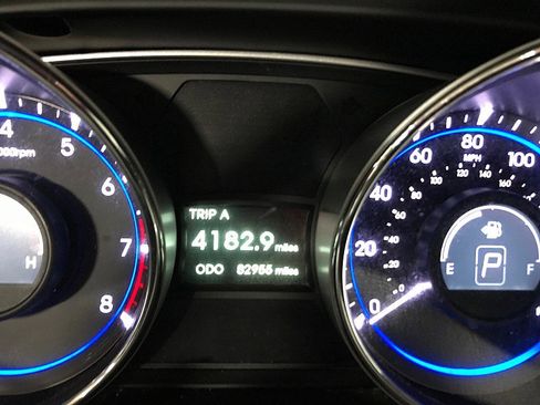 Used 2013 Hyundai Sonata Limited image 22