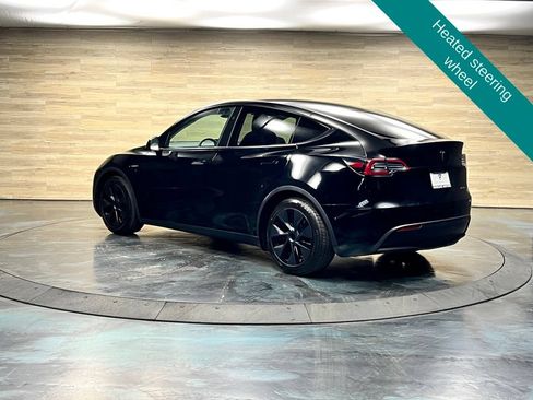 Used 2025 Tesla Model Y Long Range AWD/4WD image 12