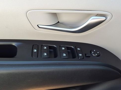 Used 2024 Hyundai Tucson SEL image 16