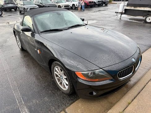 Used 2004 BMW Z4 2.5i RWD image 2