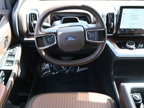 New 2027 Ford Expedition King Ranch RWD image 22