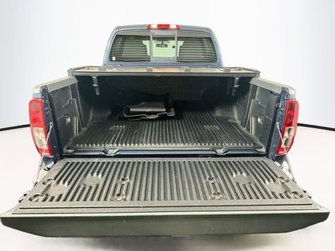 Used 2019 Nissan Frontier SV RWD image 26
