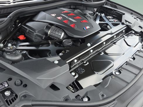 New 2026 BMW X5 M Competition w/ Executive Package AWD/4WD image 18