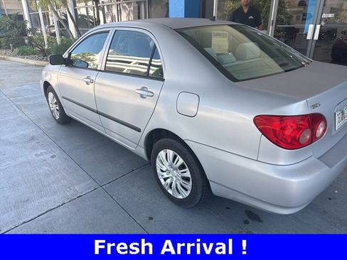 Used 2005 Toyota Corolla CE image 11