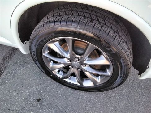 Used 2017 Dodge Durango GT w/ Premium Group image 17