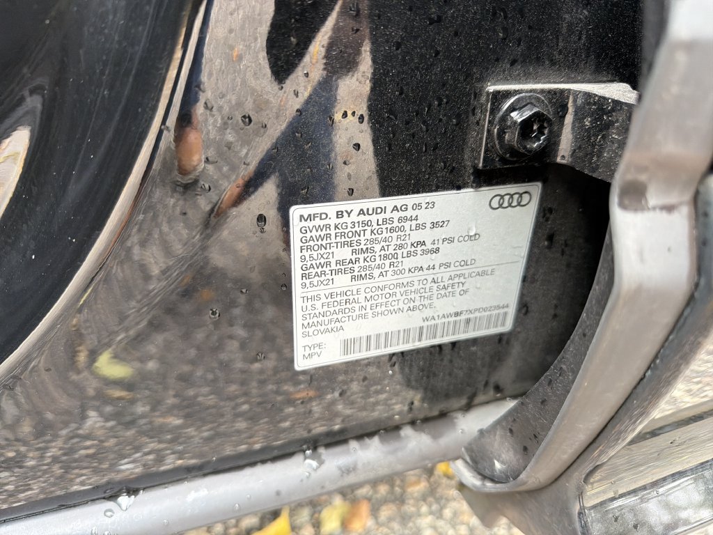 Used 2023 Audi SQ7 Premium Plus AWD/4WD image 8