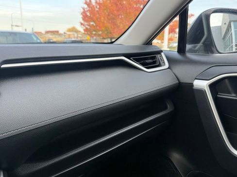 Used 2024 Toyota RAV4 LE image 23